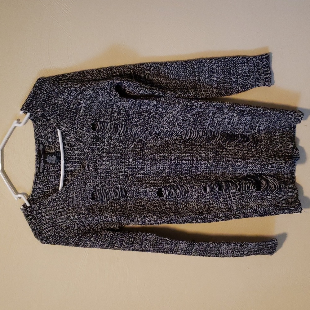 EUC Ashley by 26 International Distressed Sweater, Size Large